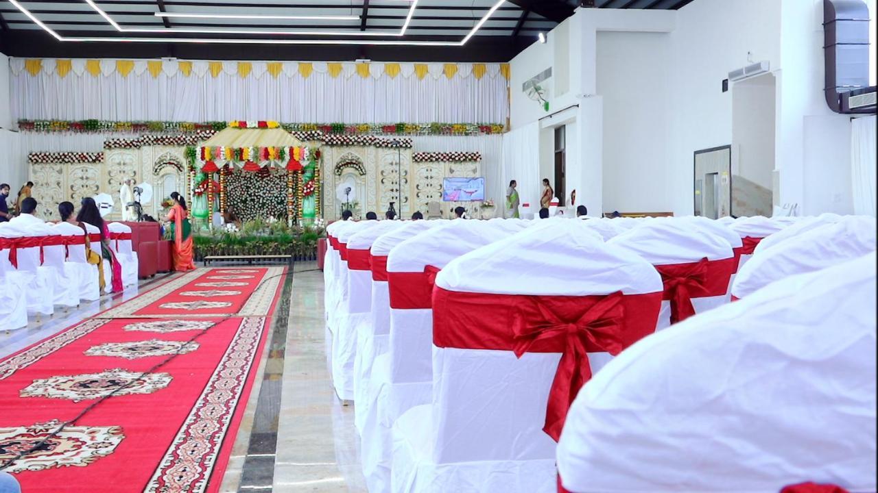 Vistar Pavithra Vivaha Convention Hall Jigani Bagian luar foto